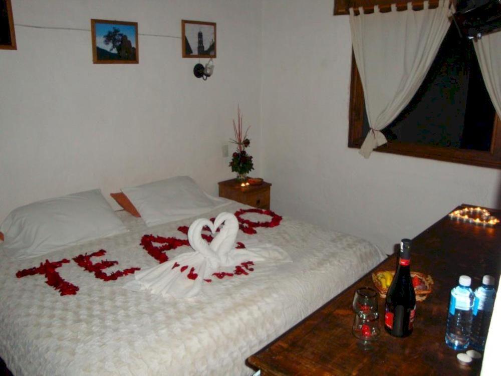 Hotel Bugamvillas 타팔파 외부 사진