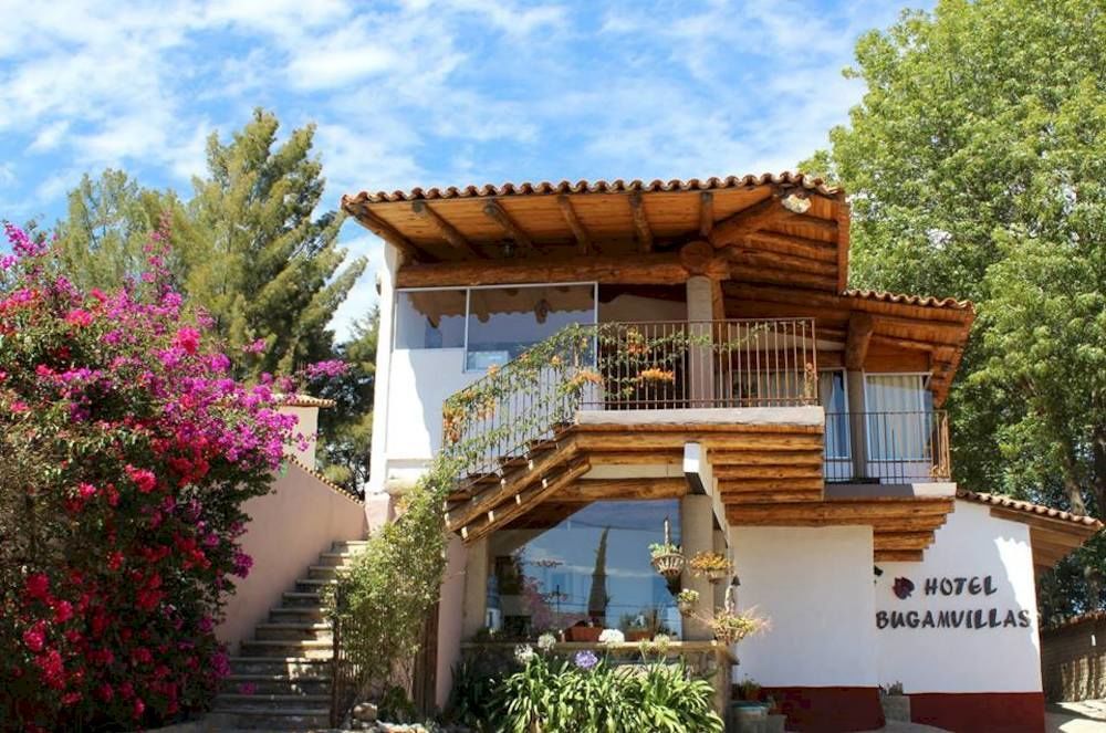 Hotel Bugamvillas 타팔파 외부 사진