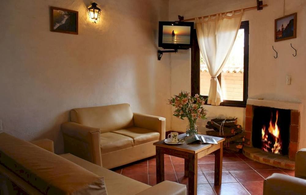 Hotel Bugamvillas 타팔파 외부 사진